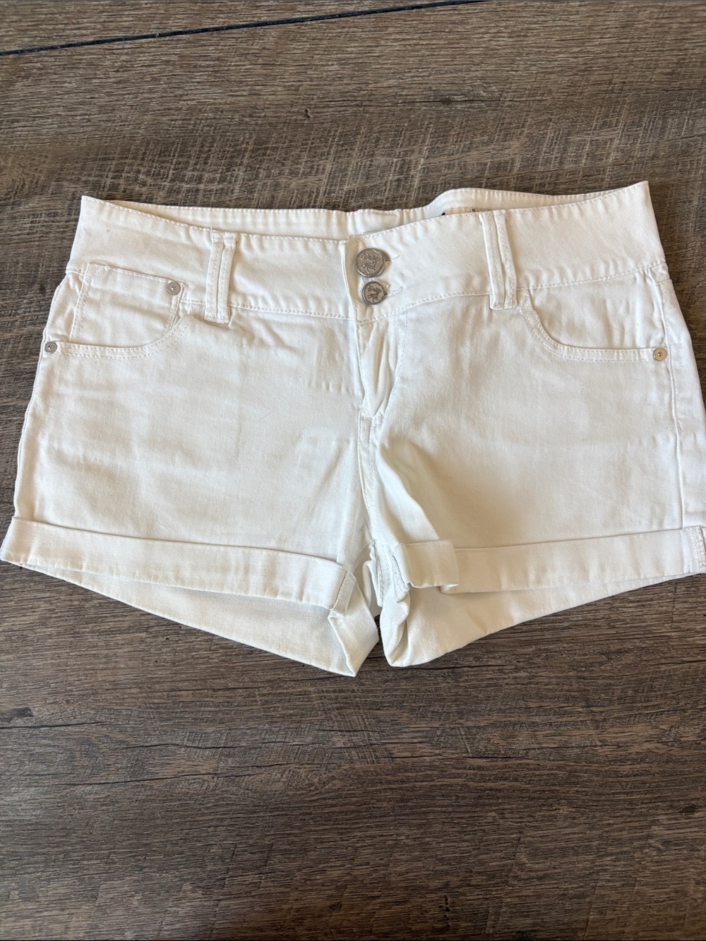 Vintage Indigo Rein White Cuffed Low Rise Jean Shorts